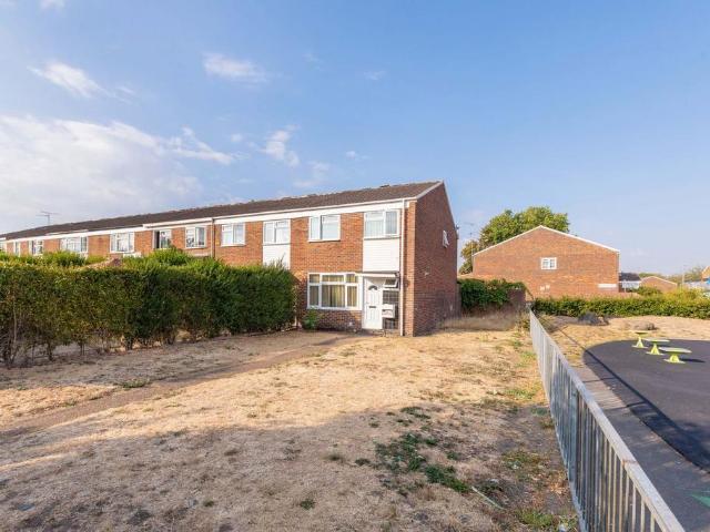 House for sale in Slough