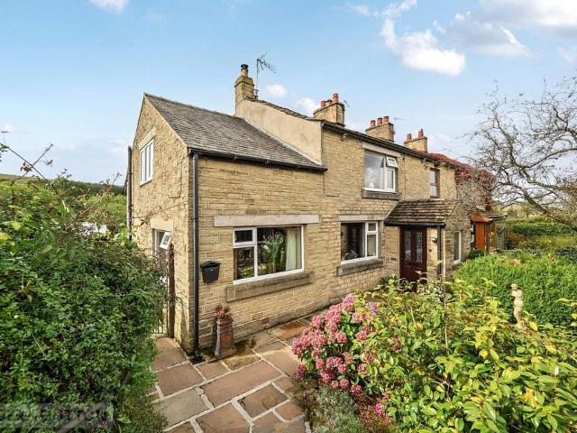 House for sale in Higher Chisworth, High Peak