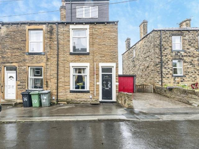 House for sale in West Ardsley, Tingley
