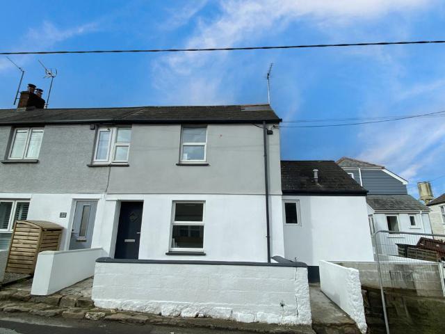 House for sale in Hayle, Cornwall
