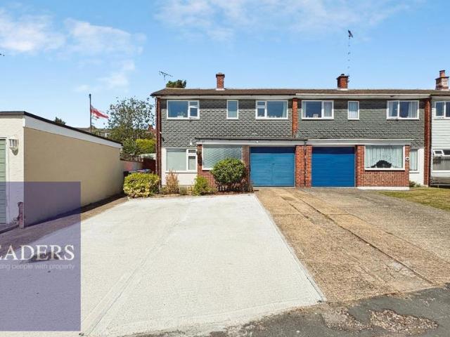House for sale in Chipping Hill, Essex