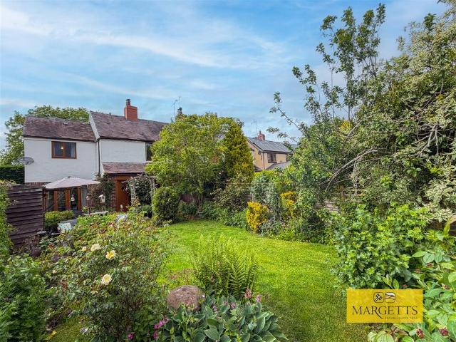 House for sale in Shrewley, Green Close
