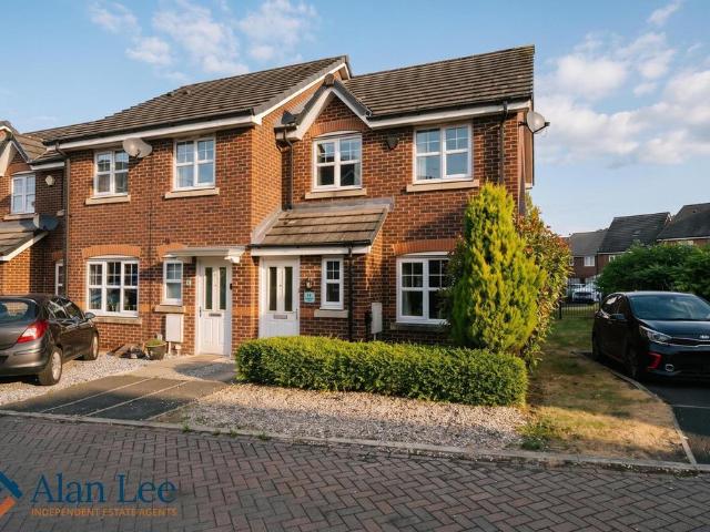 House for sale in Broken Cross, Macclesfield