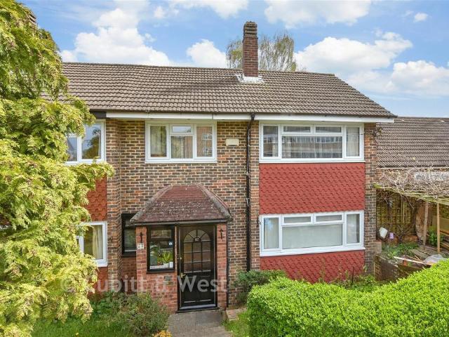 House for sale in London Borough of Croydon, Shirley