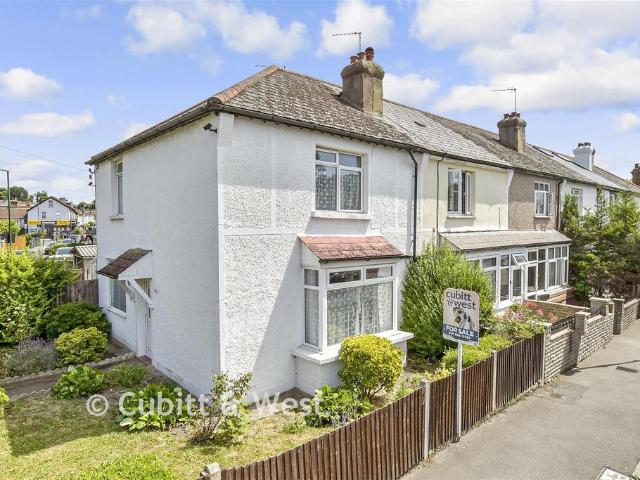House for sale in Greater London
