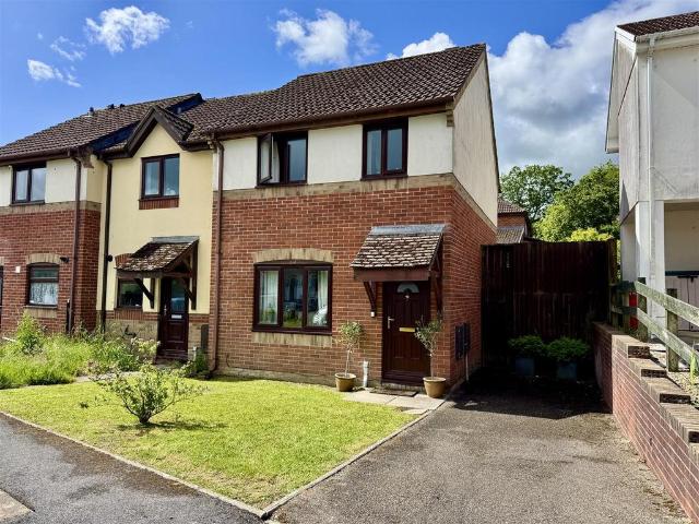 House for sale in Llanedi, Wales
