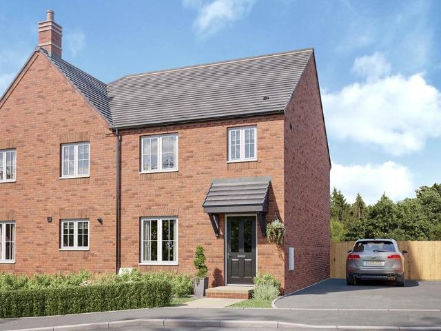 House for sale in Priors Hall Park, Weldon