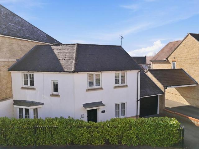 House for sale in Duton Hill, Essex