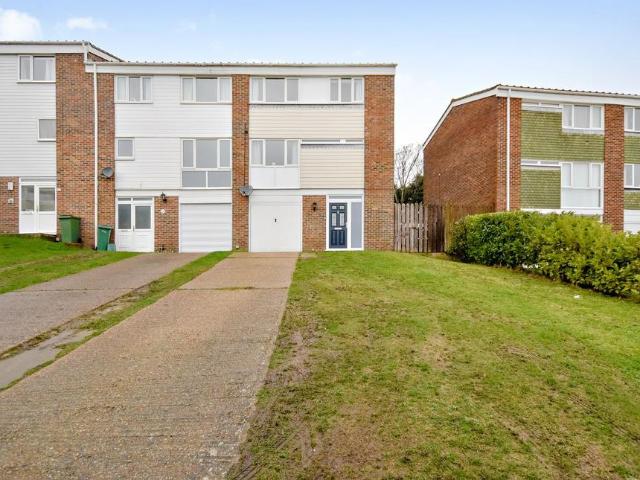 House for sale in Golden Valley, Folkestone