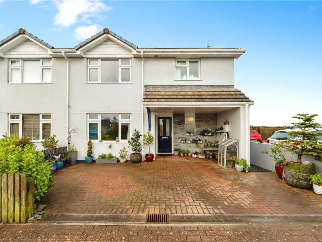 House for sale in Delabole, Cornwall