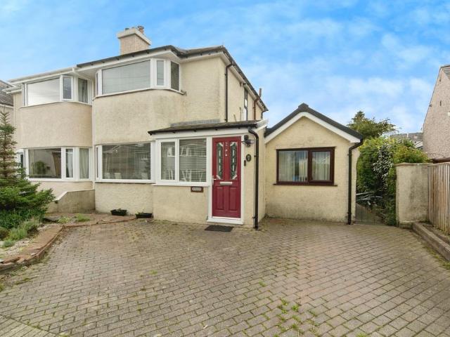 House for sale in Bangor, Wales