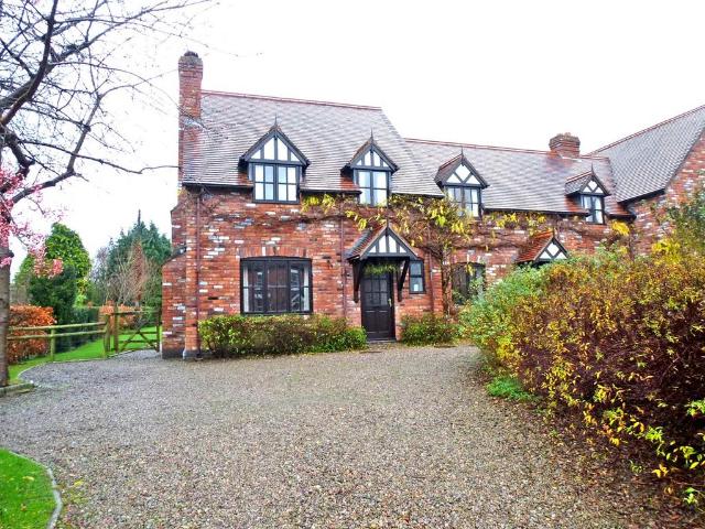 House for sale in Ashford Carbonell, Shropshire