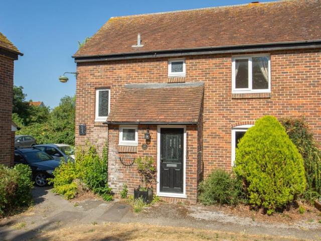 House for sale in The Bridge, Kent