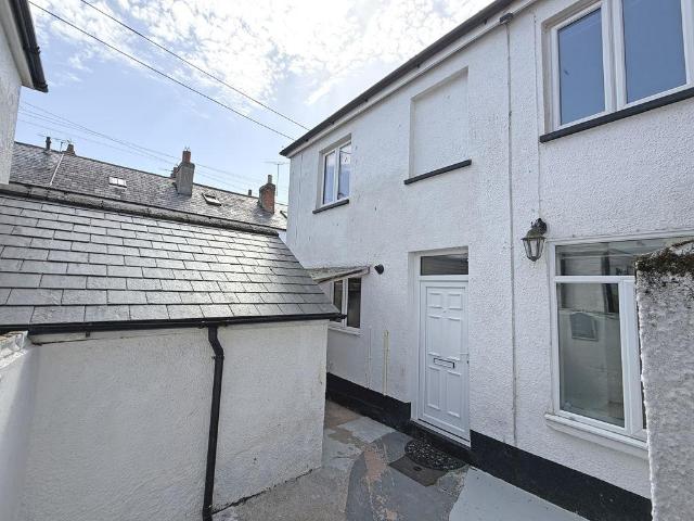 House for sale in Budlake, Devon