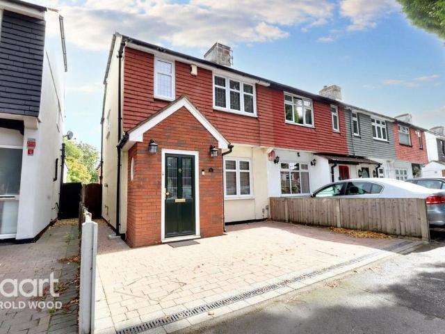 House for sale in Harold Wood, Greater London