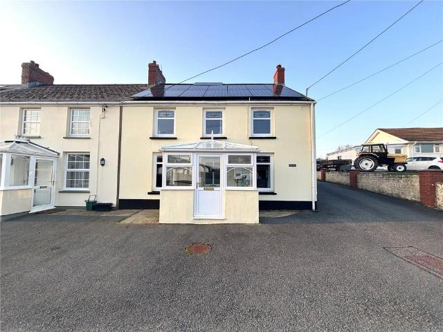 House for sale in Maenclochog, Wales
