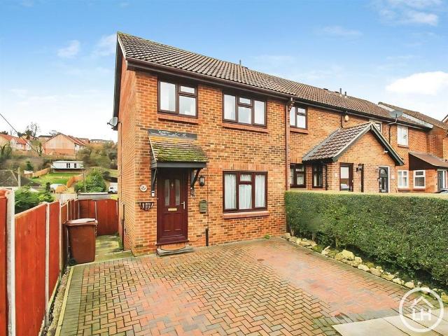 House for sale in Wayfield, Chatham
