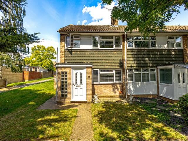 House for sale in Thundersley, Essex