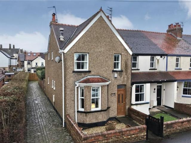 House for sale in Meols