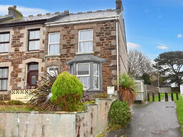 House for sale in Mount Ambrose, Cornwall