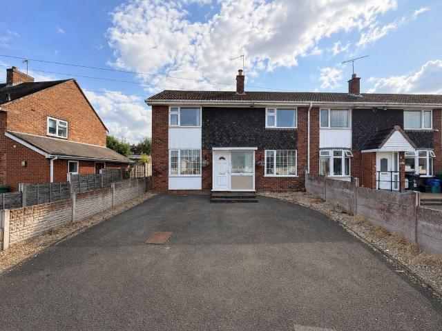 House for sale in Landywood, Great Chatwell