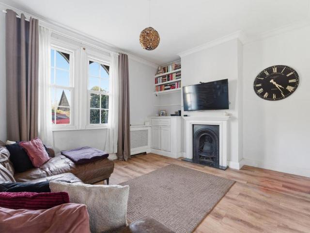 House for sale in Harlington, Bedfordshire