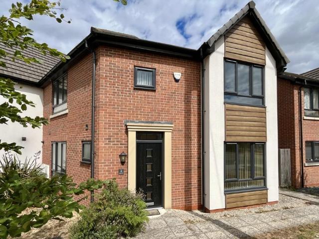 House for sale in Auckley, South Yorkshire