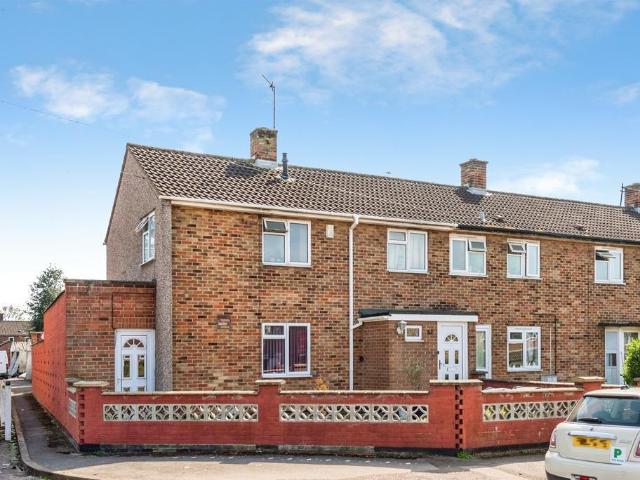 House for sale in The Slade, Oxfordshire