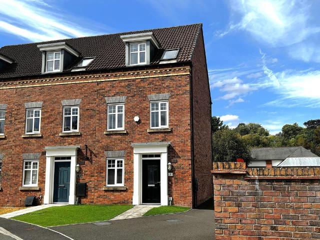 House for sale in Llanfoist Fawr, Llanfoist