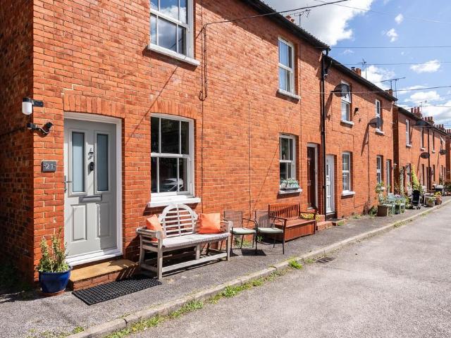 House for sale in Rose Hill, Pachesham Park