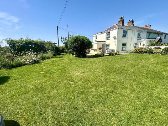 House for sale in Helston, Cornwall