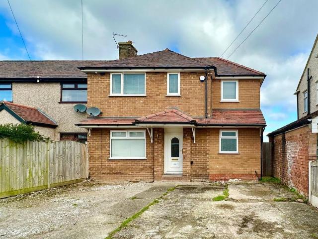 House for sale in Pensby, Wirral