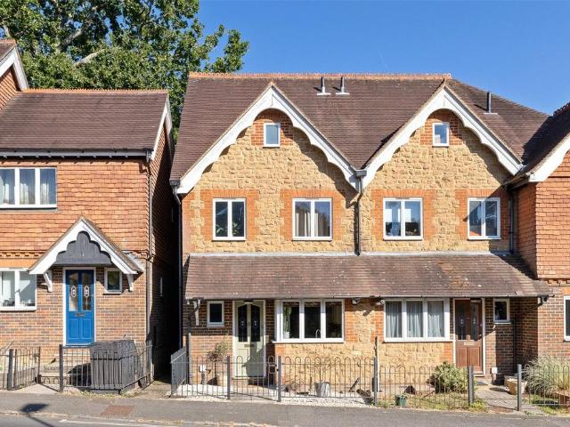 House for sale in Littlecote, West Sussex