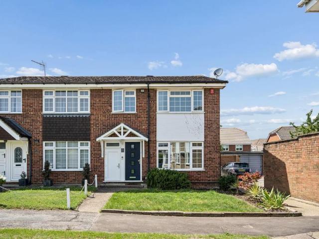 House for sale in Burnham, Swallow