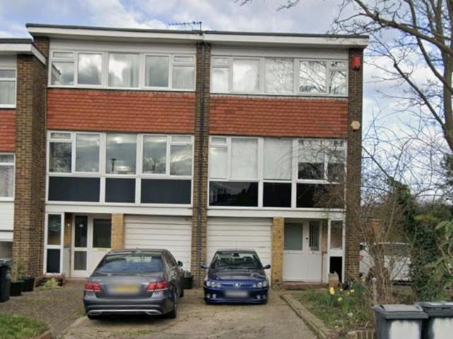 House for sale in London Borough of Croydon, Addiscombe