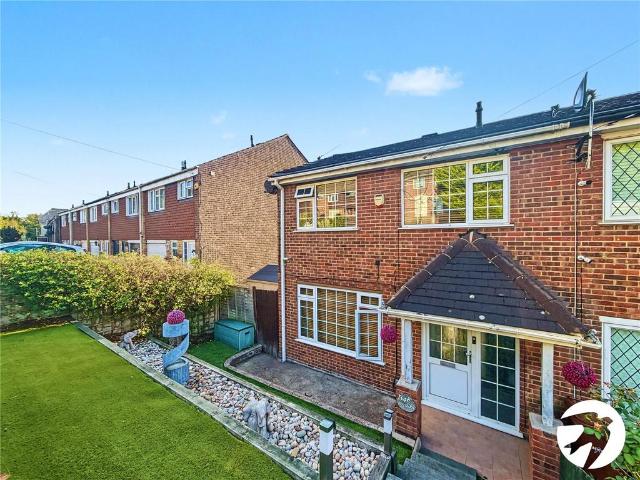 House for sale in Luton, Chatham