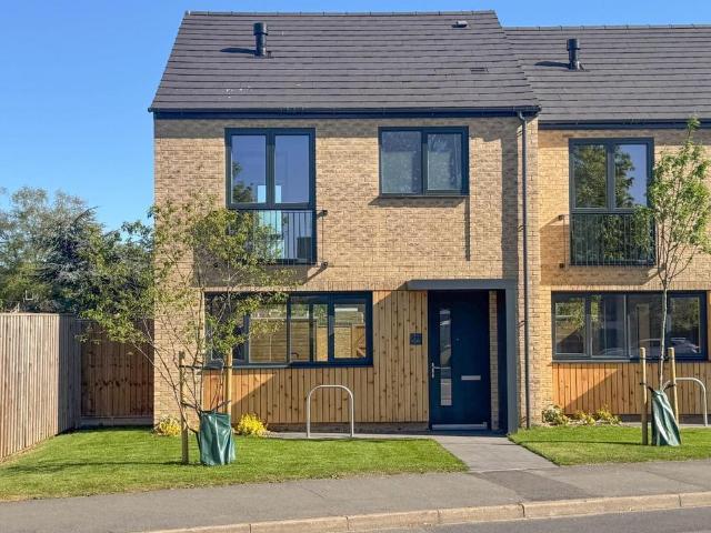 House for sale in Chesterton, Arbury
