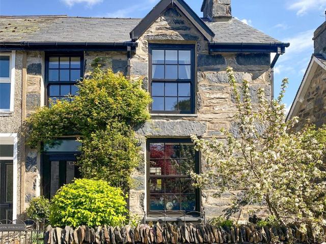 House for sale in Beddgelert, Wales