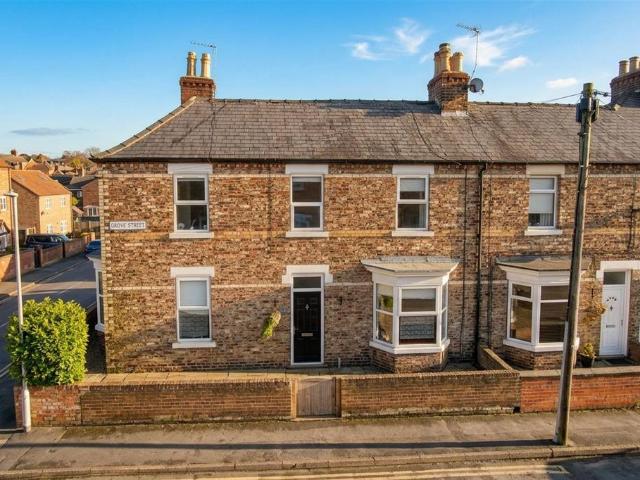 House for sale in Norton-on-derwent, North Yorkshire