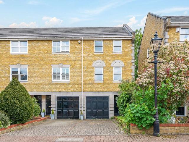 House for sale in Beckenham, Greater London