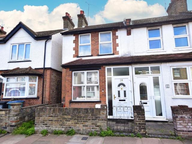 House for sale in Holywell Estate, North Watford