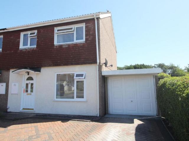 House for sale in Helford, Hampshire