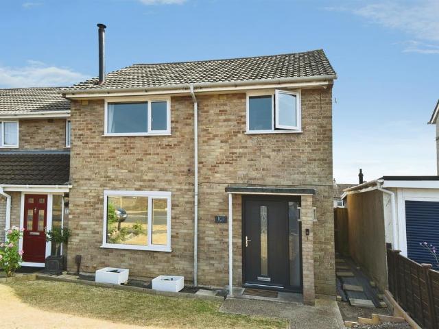 House for sale in Ludgershall, Wiltshire