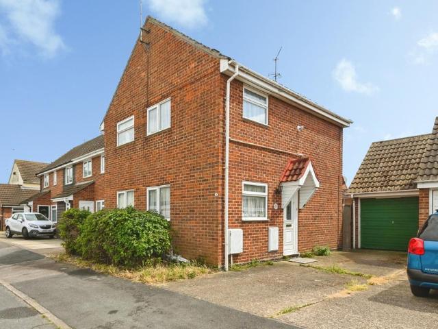 House for sale in Dale Hill, Essex