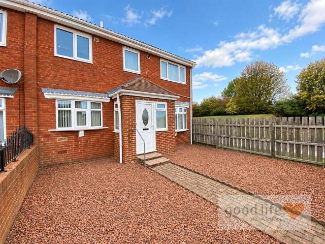 House for sale in Hall Farm, Sunderland