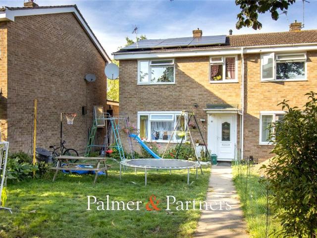 House for sale in Hythe, Colchester