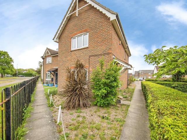 House for sale in Highwoods, Fordham Heath