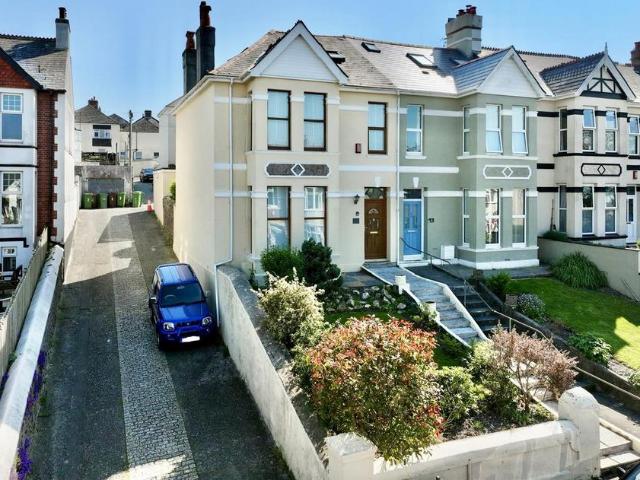 House for sale in Lipson, Mount Wise