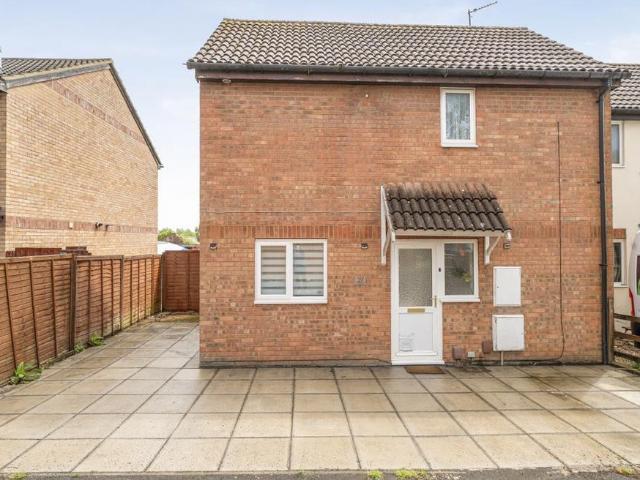 House for sale in Grange Park, Swindon