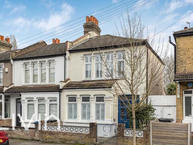 House for sale in London Borough of Croydon, Greater London